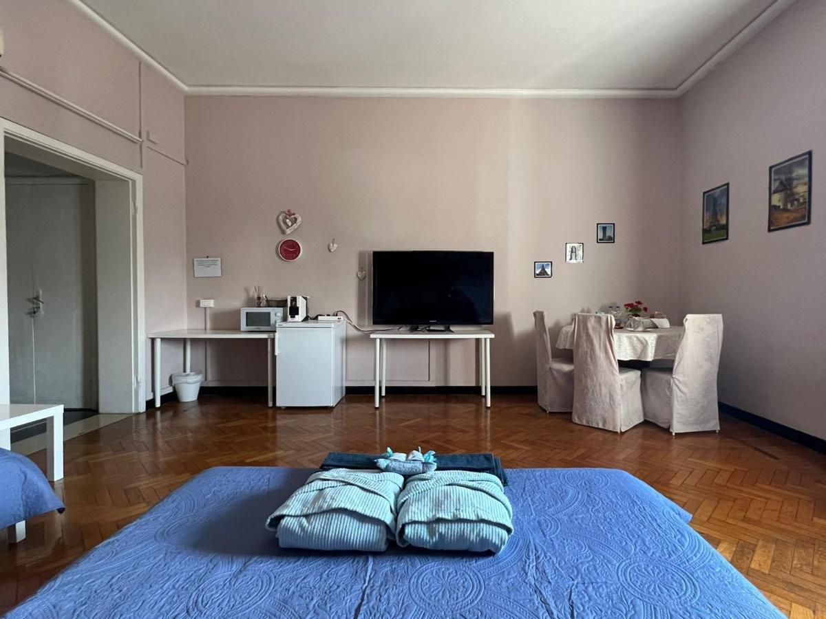 B&B Piazza Della Vittoria Genoa Bagian luar foto